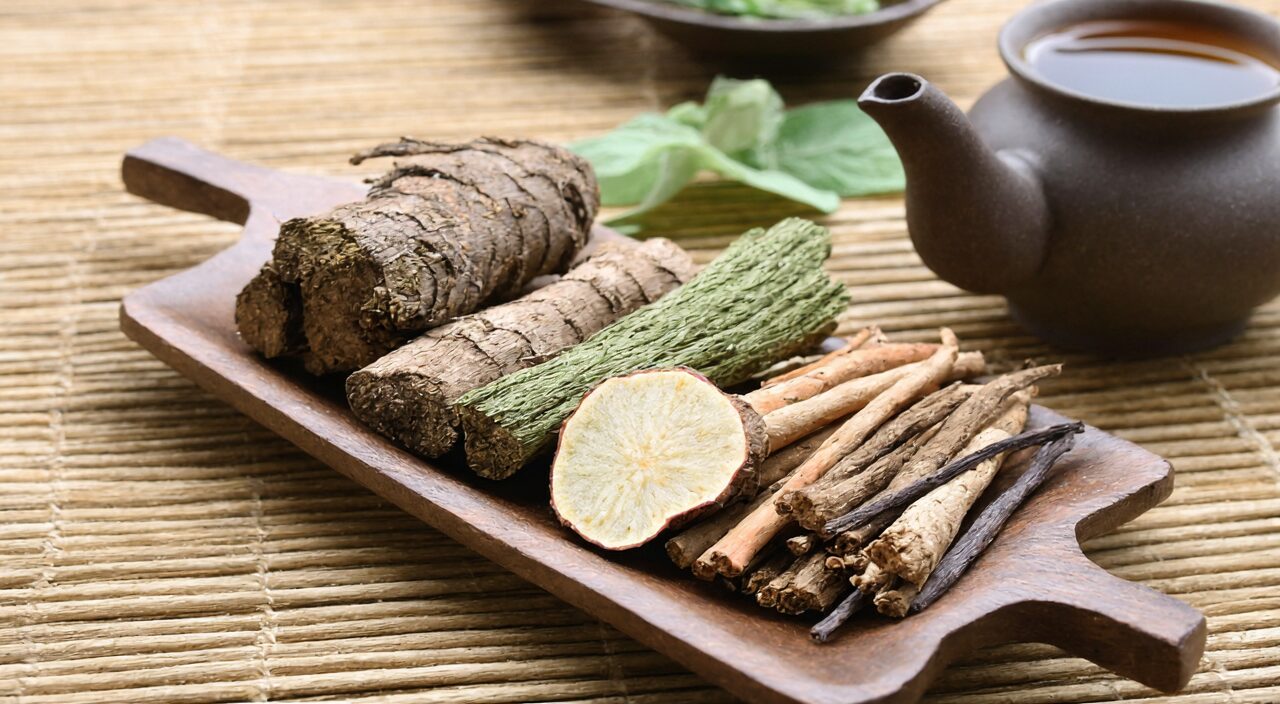 Traditional medicinal composition of Fangji Huangqi Tang